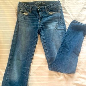 Women’s American eagle jeans